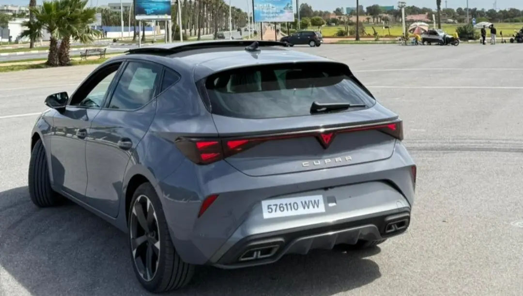 Cupra Leon 2025 — 2