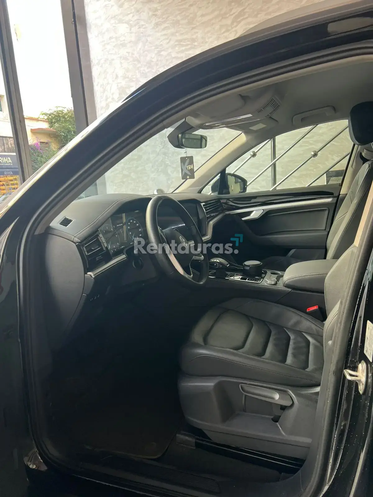 Volkswagen Touareg 2021 — 2